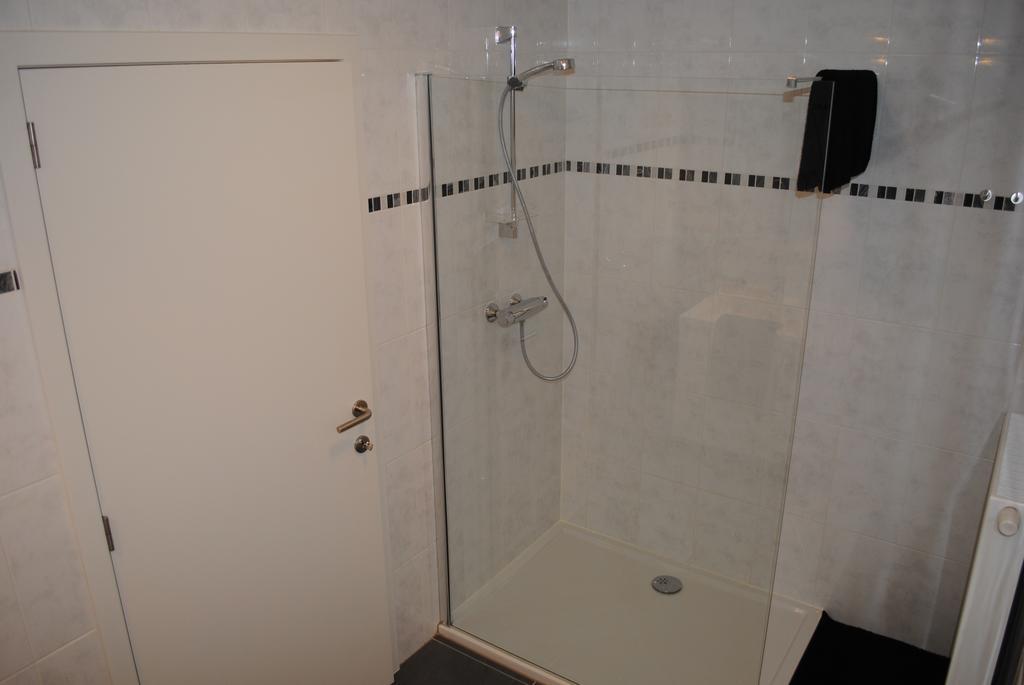 Interbellum Apartment Ieper Phòng bức ảnh